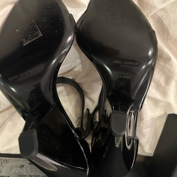 Saint Laurent Niki Black Patent Crossed Sandals (Sz. 40) - Picture 5 of 8